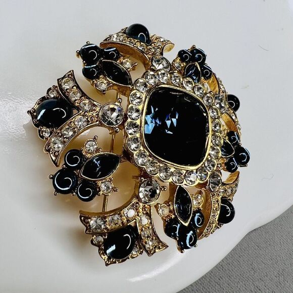Huge JOAN RIVERS Vintage Gold Statement Brooch Midnight Blue Rhinestones 1213 - Picture 6 of 11
